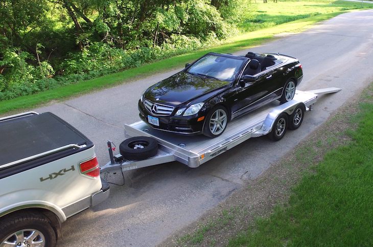 How to Transport Cars Between Dealerships